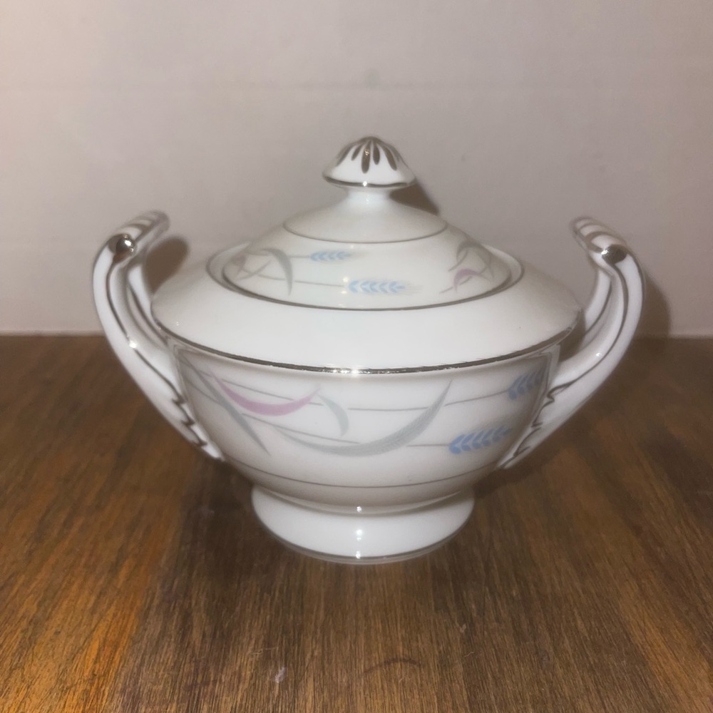 Vintage 1950s Valmont China Sugar Bowl Royal Wheat Pattern Excellent Condition